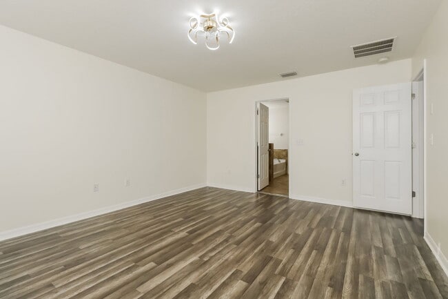 Building Photo - 5594 Angelonia Terrace