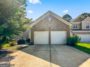 Building Photo - 206 Daisy Cir