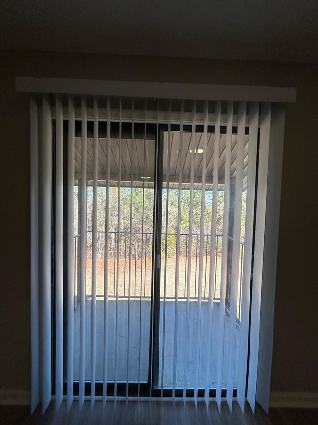 Building Photo - Comfort & Convenience at Westfield Gardens Lexington - 357G