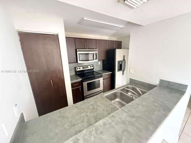 Building Photo - 6995 NW 186th St