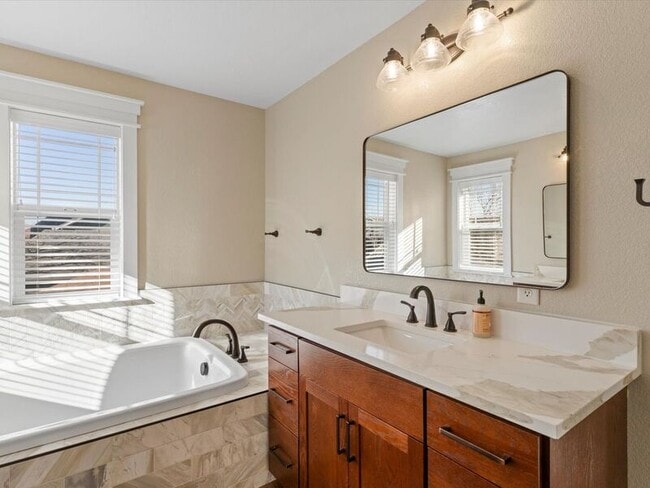 Building Photo - 3465 Willow St