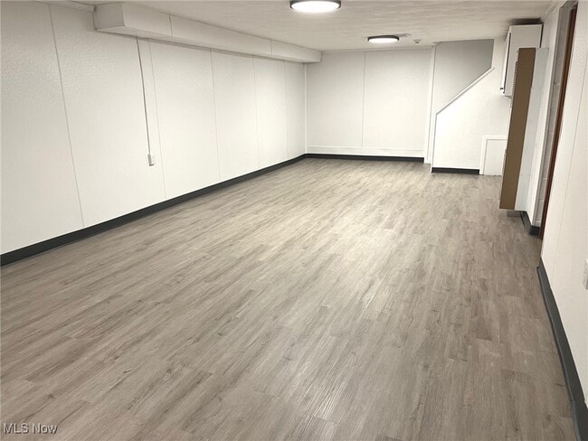 Building Photo - 25035 Penshurst Dr