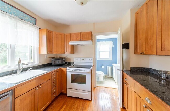 Building Photo - 283 Tidewater Dr