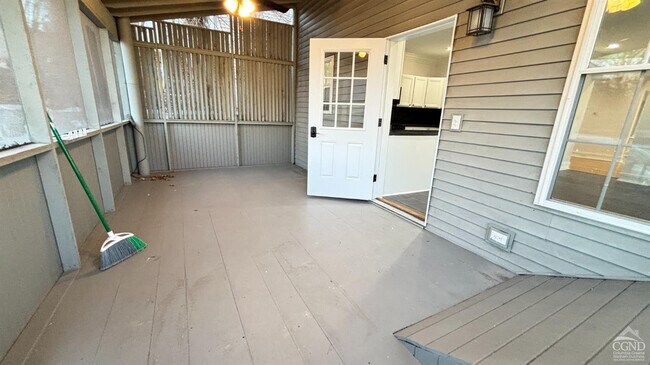 Building Photo - 16 McKinstry Pl