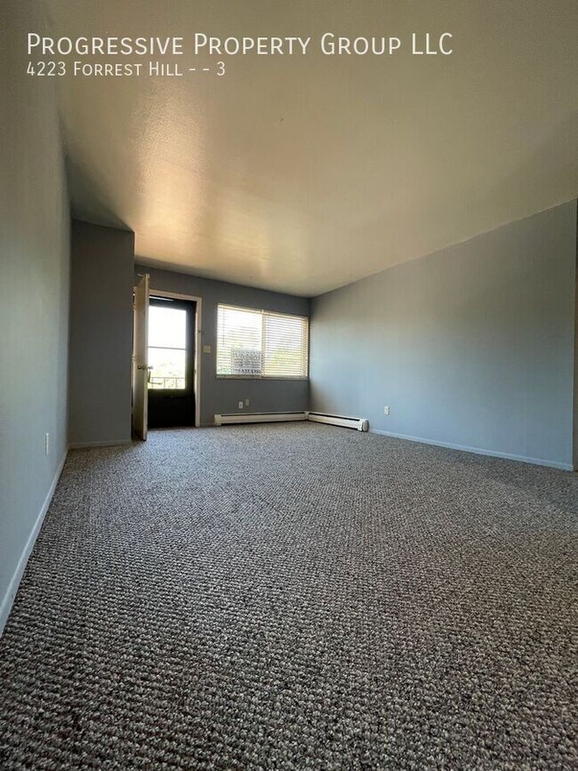 Building Photo - 4223 Forrest Hill Rd