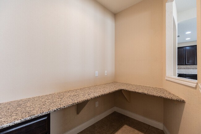 Building Photo - 3922 Retreat Run