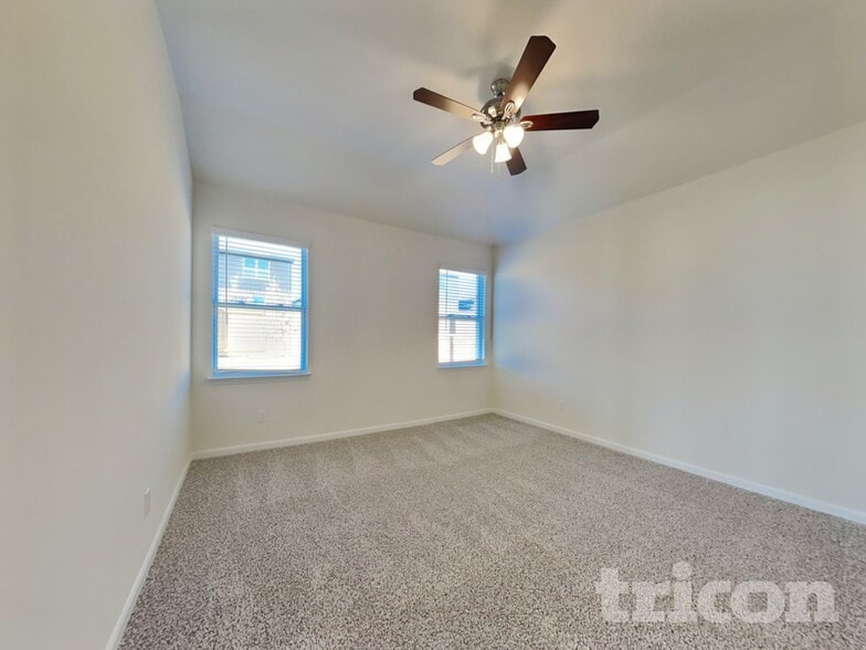 Building Photo - 1903 Belmont Dr