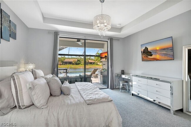 Building Photo - 10908 Clarendon St