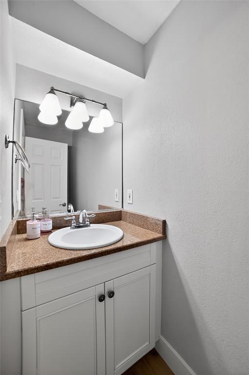 Building Photo - 108 Schooner Dr