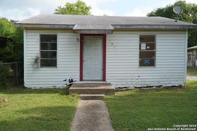 Building Photo - 1511 San Casimiro St