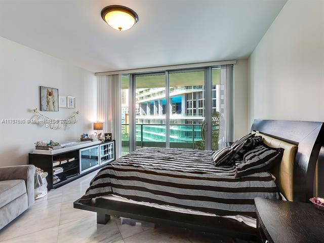 Building Photo - 1331 Brickell Bay Dr