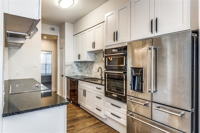 Building Photo - 10403 High Hollows Dr