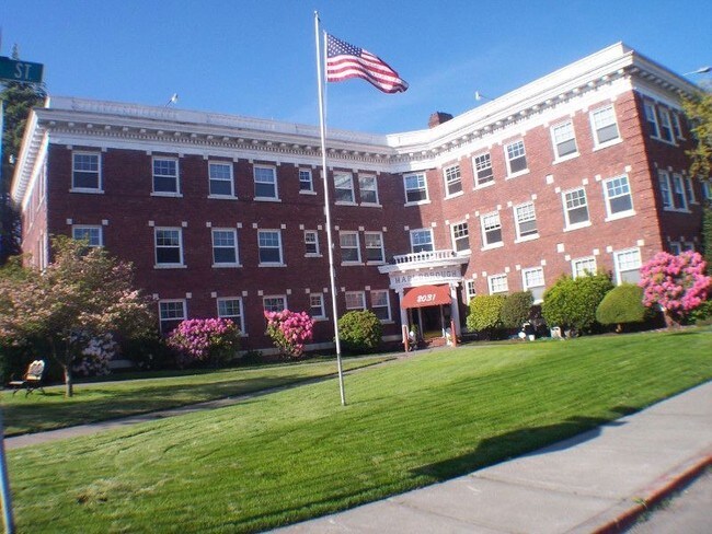 The Marlborough Apartments - 2031 Rucker Ave