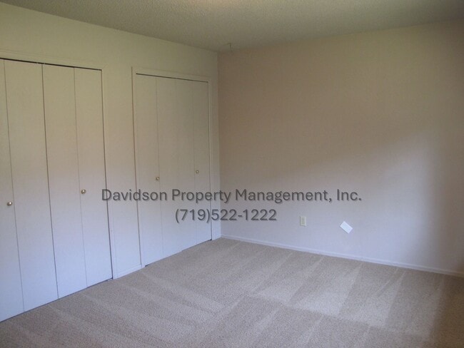 Building Photo - Charming 4-Bedroom House in Northeast Colo...