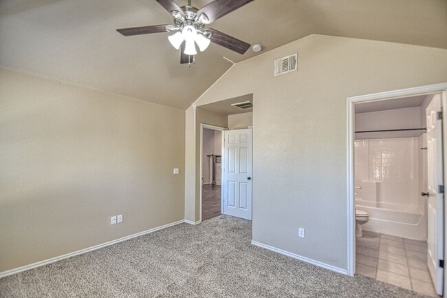 Building Photo - Beautiful Home in Central Norman!