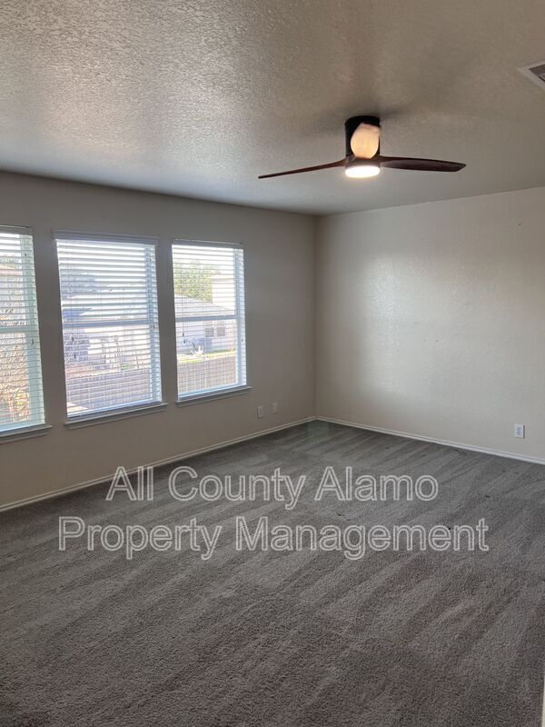 Building Photo - 7431 Cedar Farm