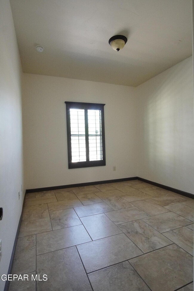 Building Photo - 12821 Little Misty Ln