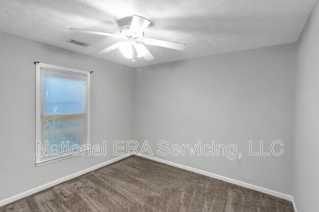 Building Photo - 30 Allen Oaks Way