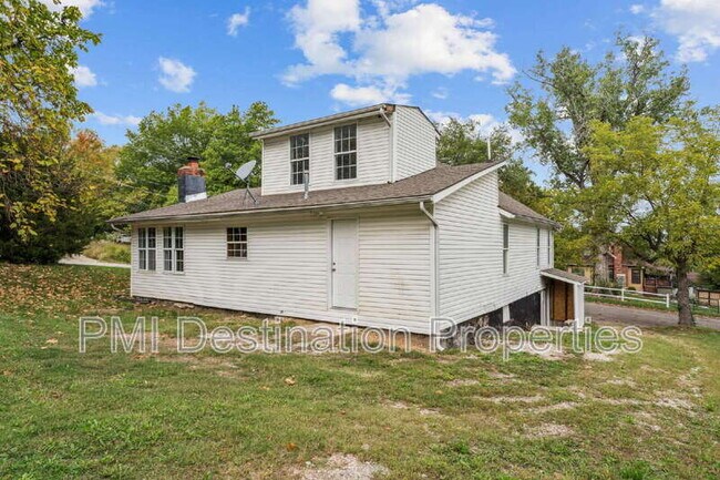Building Photo - 4041 Ruby Ave