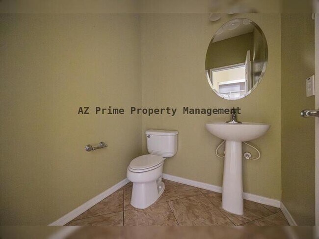 Building Photo - 30268 W Sheila Ln