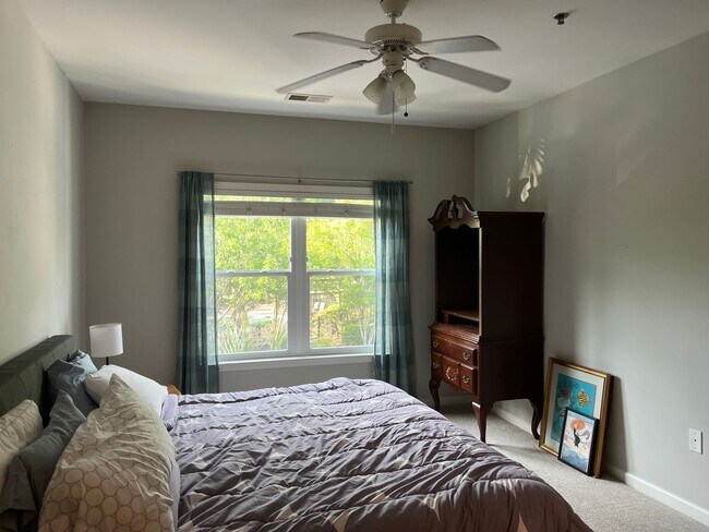 Building Photo - 2 Bedroom 2 Bath Furnished Condo at The Regatta - James Island