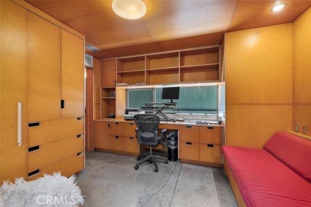 Building Photo - 604 33rd St