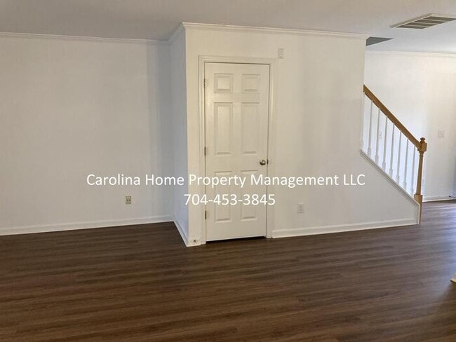 Building Photo - 7487 Pilot Cove Ct