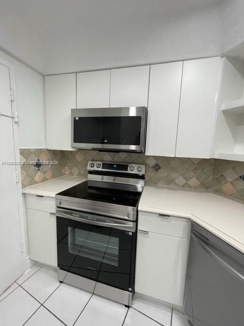 Building Photo - 3725 S Ocean Dr