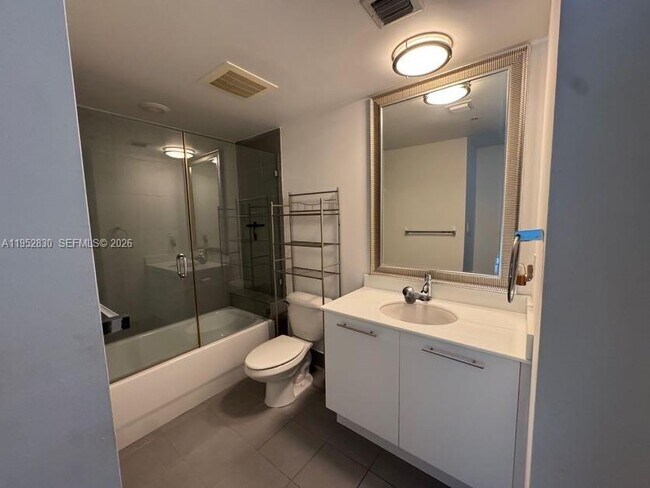 Building Photo - 92 SW 3rd St