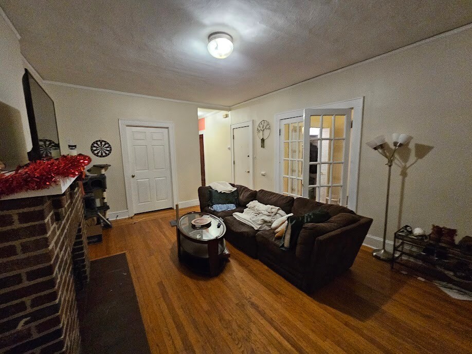 Building Photo - 286 Western Ave