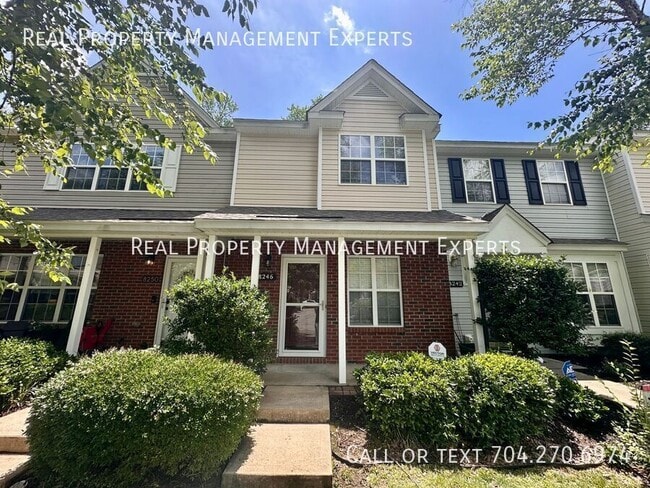 Primary Photo - 8246 Rudolph Rd