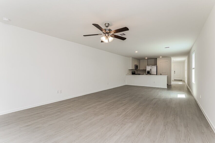 Building Photo - 1717 Lofty Cedar Ct