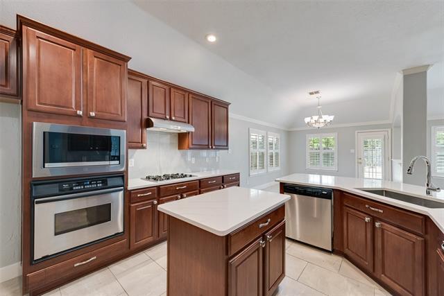 Building Photo - 5218 Hopewell Dr