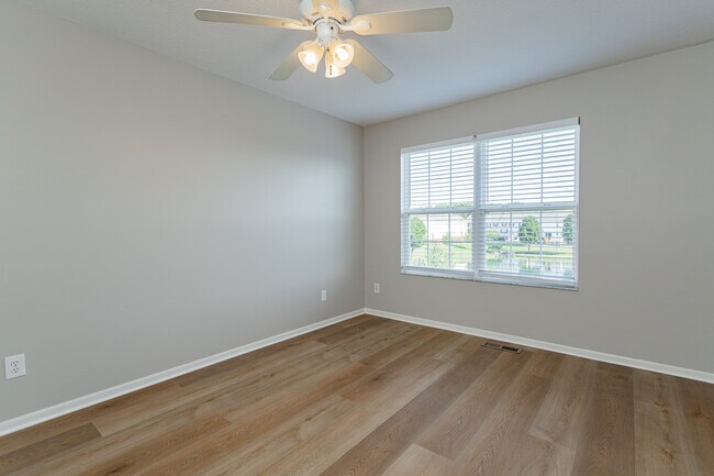 Building Photo - 7012 Churchhill Downs Dr