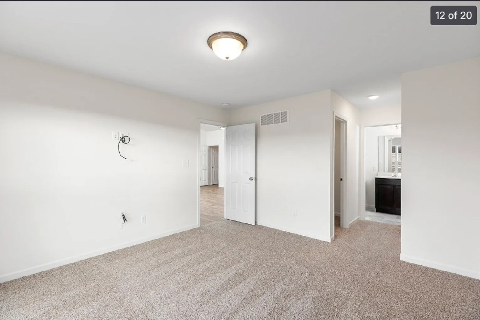 Building Photo - 443 Sweetgrass Dr