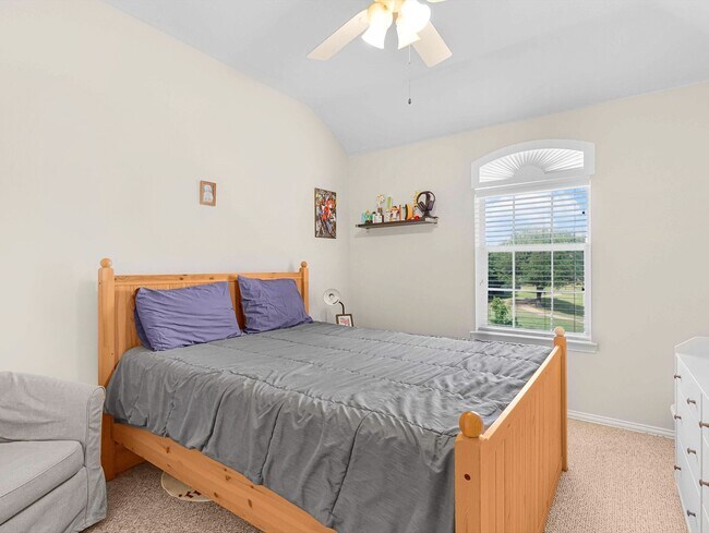 Building Photo - 21402 Hannover Forest