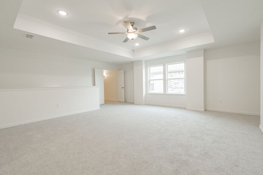 Building Photo - 347 Meredith Dr