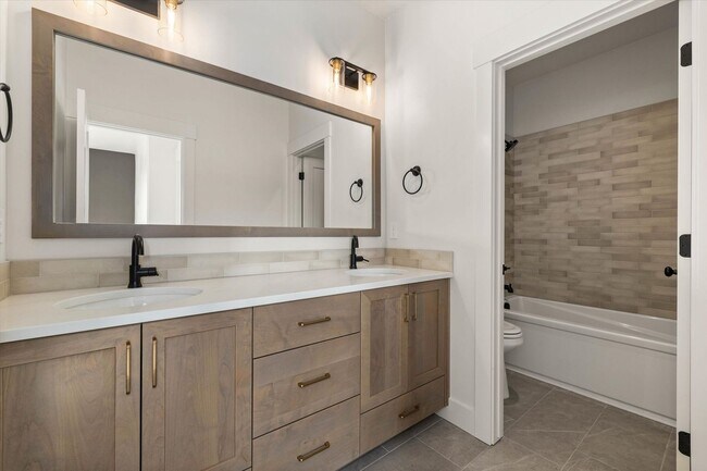 Building Photo - 4 Bedroom For Rent in The Estates of Dry Creek Ranch – Boise, Idaho