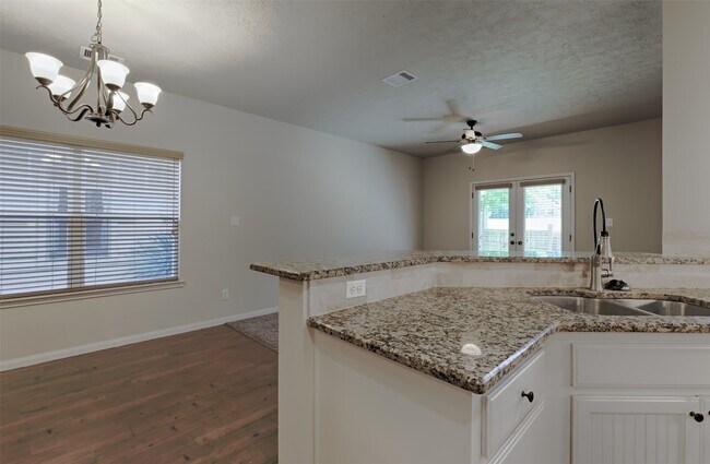 Building Photo - 12960 Orion Ct E