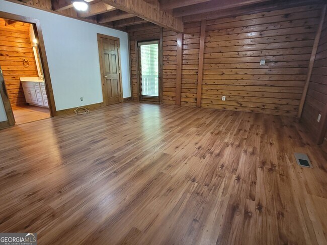 Building Photo - 2391 Booth Cir