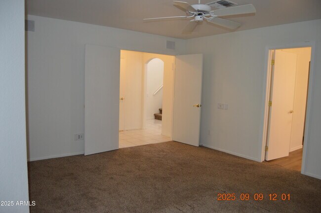 Building Photo - 4151 E Silverwood Dr