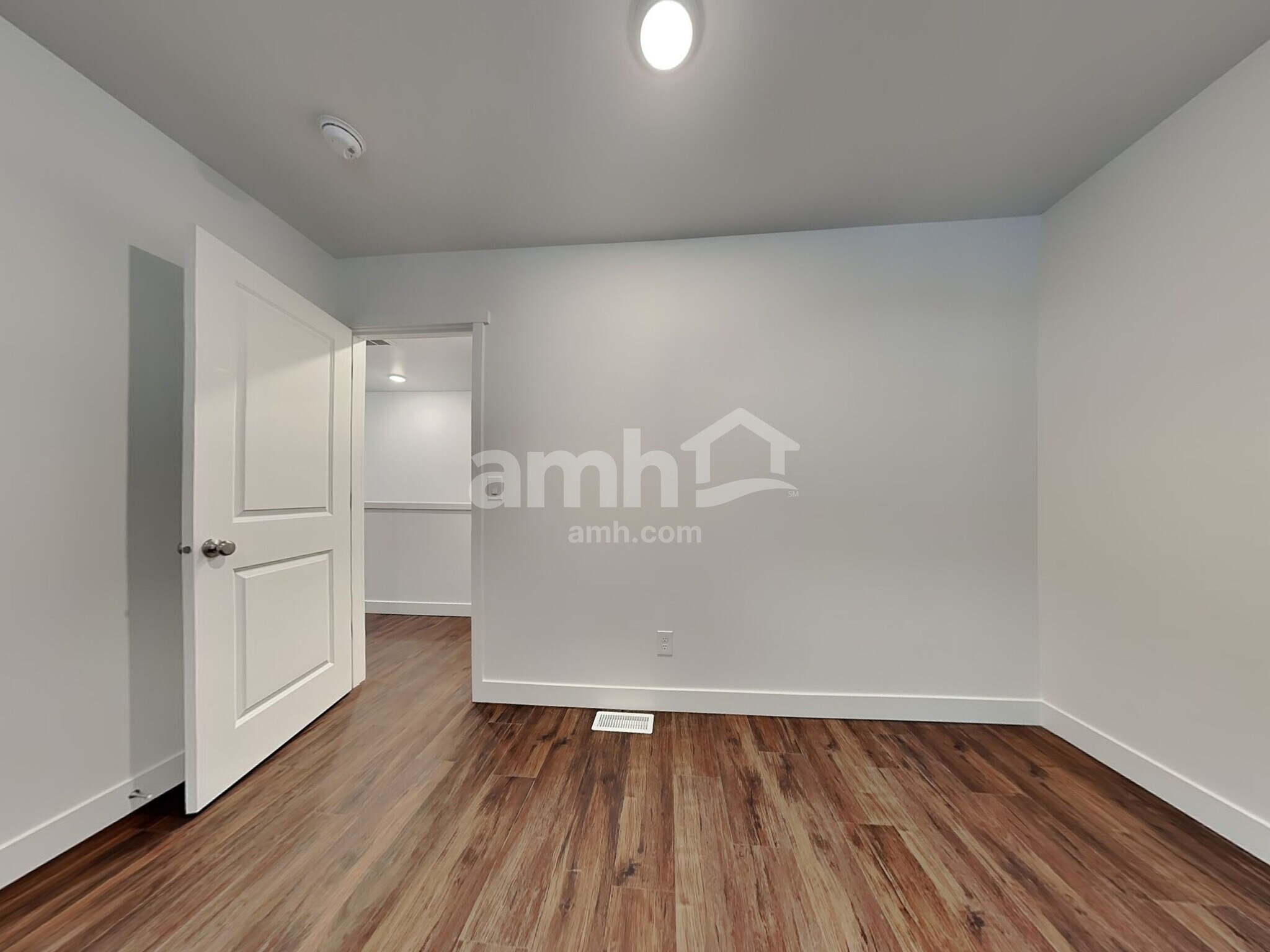 Building Photo - 8037 Dagny St SW