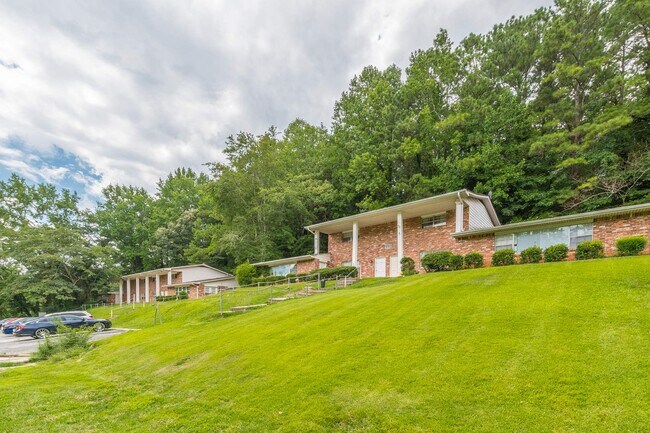 Building Photo - 990 Sexton Dr