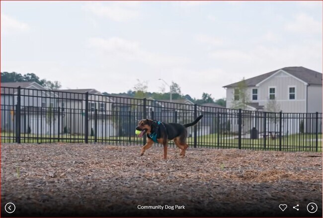 Building Photo - Approx 2700sqft, 5 bed / 3 bath featuring ...