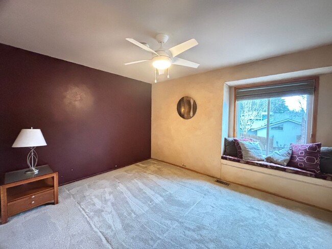 Building Photo - Large 4 Bedroom Home Close to Cook Family ...