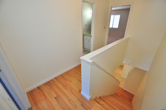 Building Photo - 305 Timber Ln