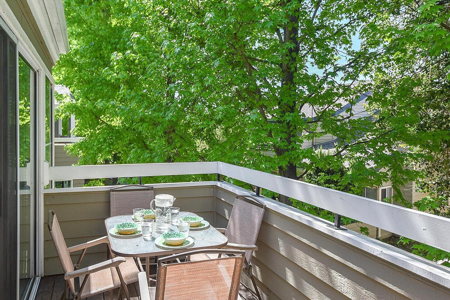 Building Photo - 1711 Parkview Green Cir