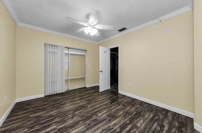 Building Photo - Charming 3 bedroom 2 bath in North Clearwa...