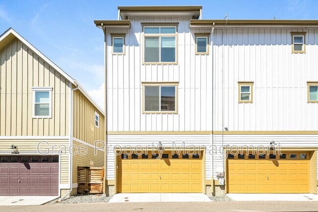 Building Photo - 2856 S Fox Ct