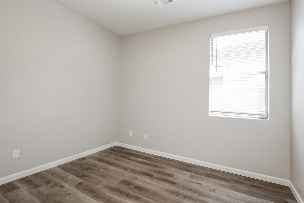 Building Photo - 16855 W Ironwood St
